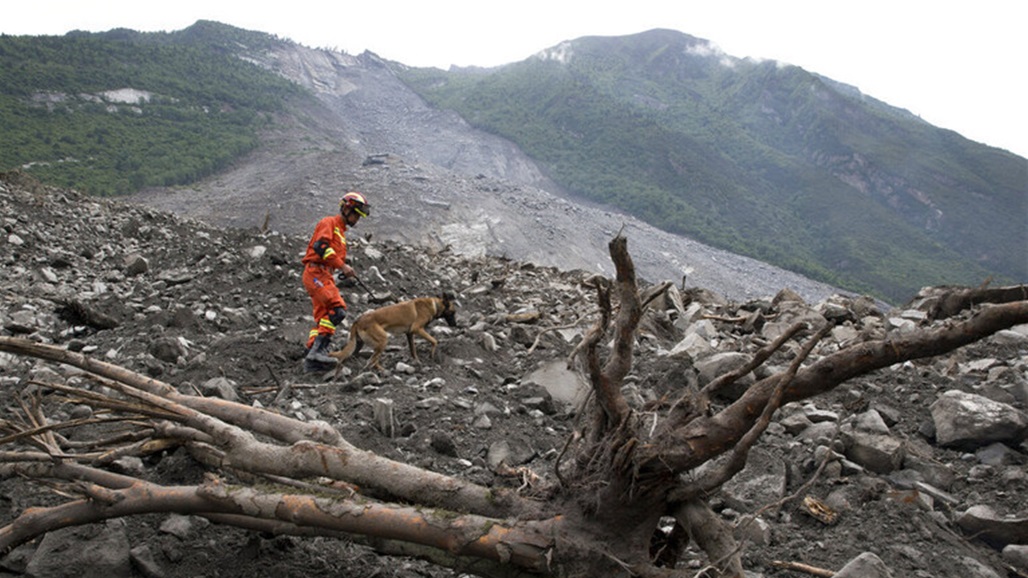 فقدان 9 أشخاص إثر انهيار أرضي وسط الصين