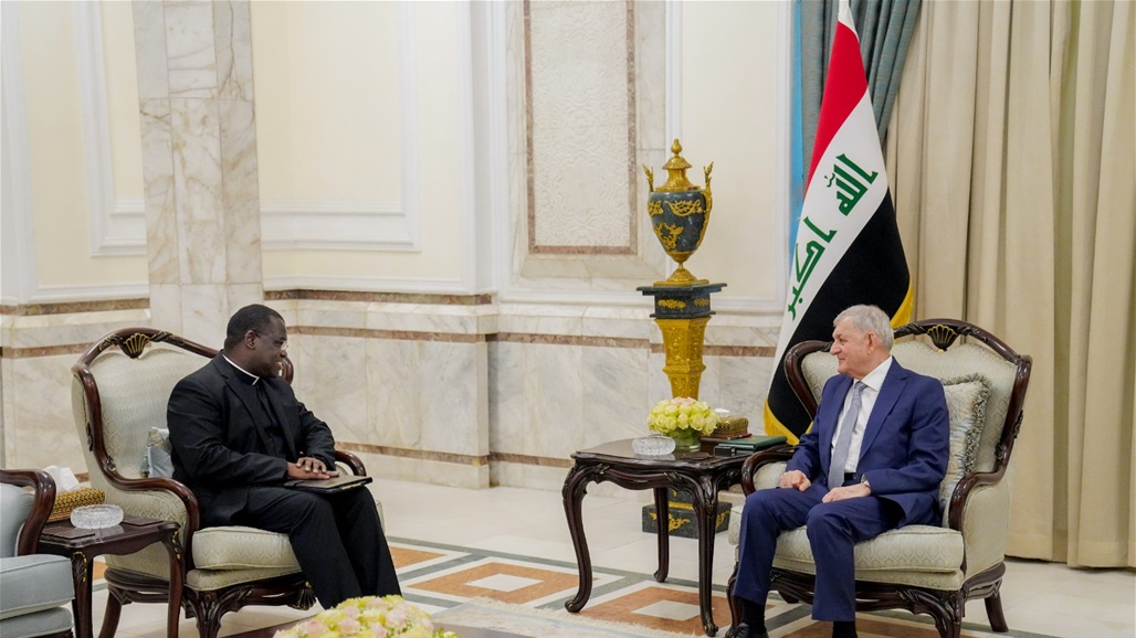 رئيس الجمهورية للقائم بأعمال سفارة الفاتيكان: سحب مرسوم "ساكو" جاء لتصحيح وضع دستوري