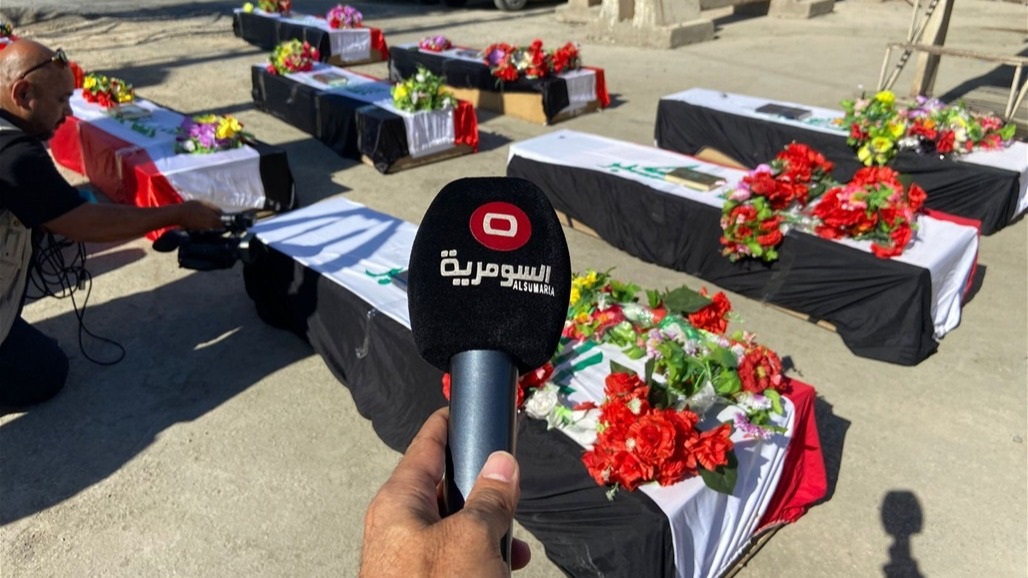 العراق وإيران يتبادلان رفات 26 جندياً قضوا بحرب الثمانينيات (صور)