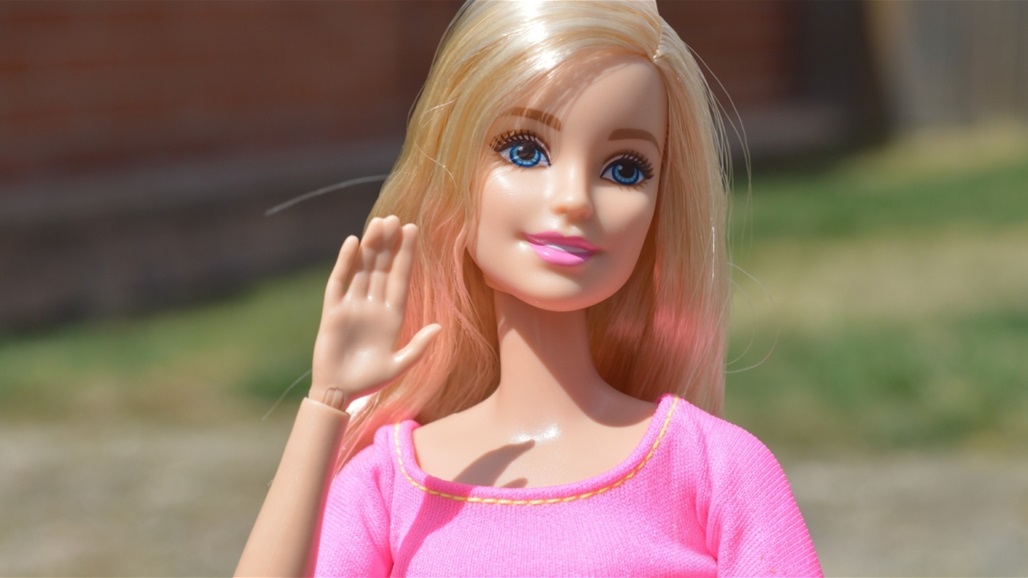 سعرها قد يصل لـ25 ألف دولار وبيع 100 دمية كل دقيقة!.. حقائق "مثيرة" عن دمية باربي