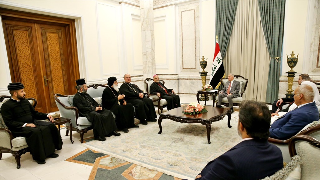 مجلس الطوائف المسيحية يدعم رئاسة الجمهورية بـ&quot;إجراءاتها المنسجمة مع الدستور&quot;