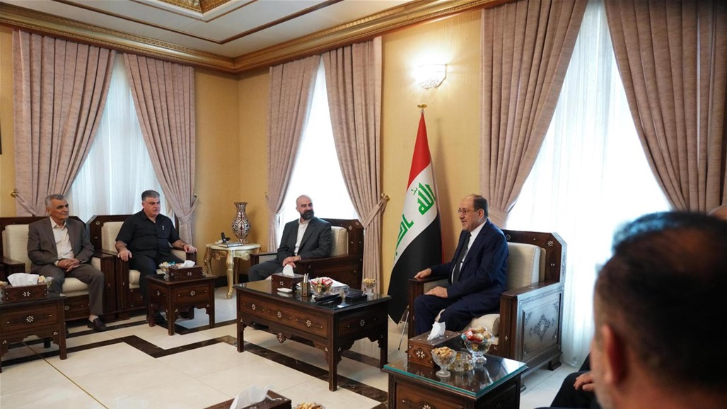 طالباني للمالكي: ينبغي أن يكون الدستور أساساً لحل المشكلات