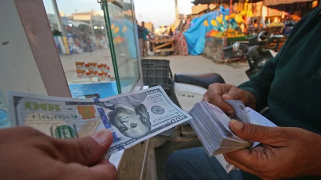 العراقيون أنفقوا 3.4 مليارات دولار في إيران بـ2022!.. سبب آخر لارتفاع سعر الدولار