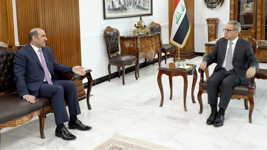 القضاء يبحث عدة ملفات مع وزارة الصناعة والاتحاد الاوربي