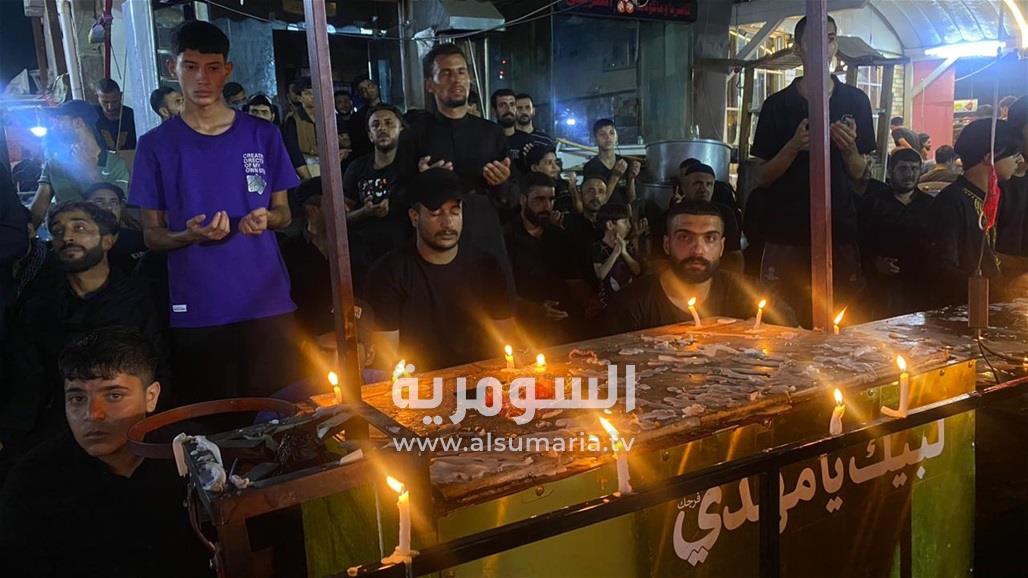 بالصور.. إيقاد الشموع في ليلة الأربعينية بكربلاء