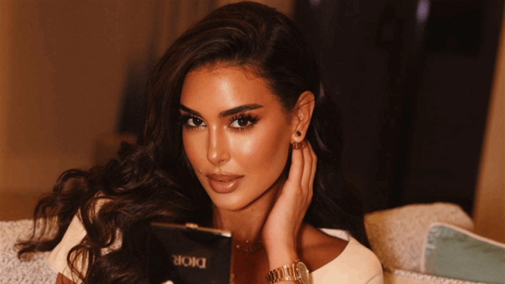 ياسمين صبري تثير الجدل بسعر إطلالتها في حفل Dior (صور)