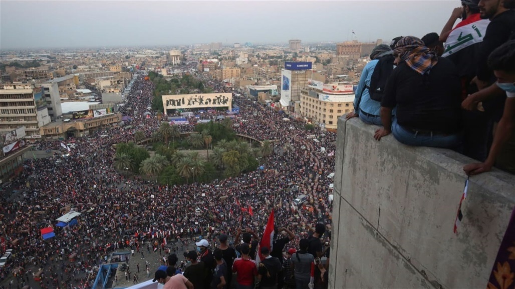متظاهرو تشرين يموتون مرتين.. لجان في رف النسيان ومطالب تُقتل في كل ذكرى 