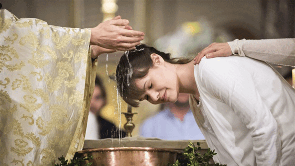 الفاتيكان يسمح بتعميد المتحولين جنسيا.. وضع شرطين لذلك