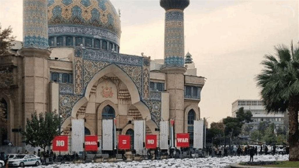 أكفان رمزية لأطفال غزة في طهران