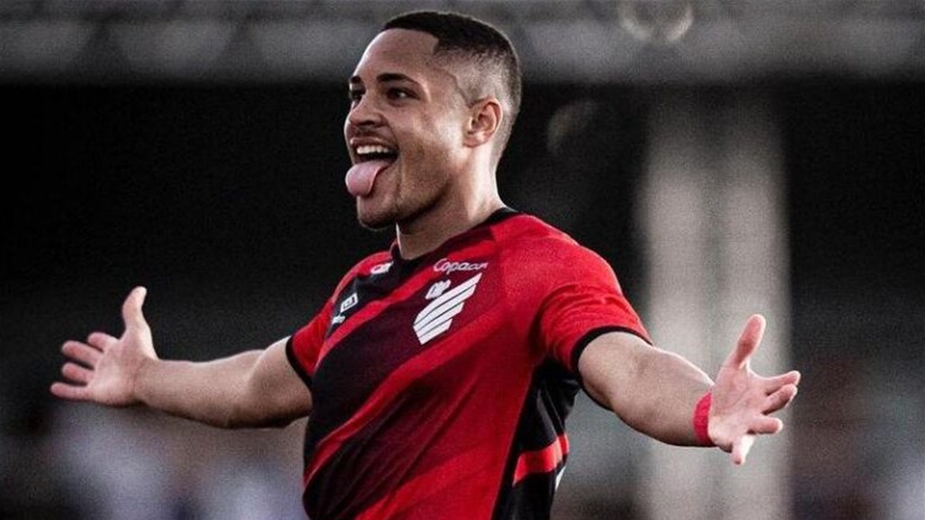 متى يظهر البرازيلي "فيتور روكي" لأول مرة مع برشلونة؟