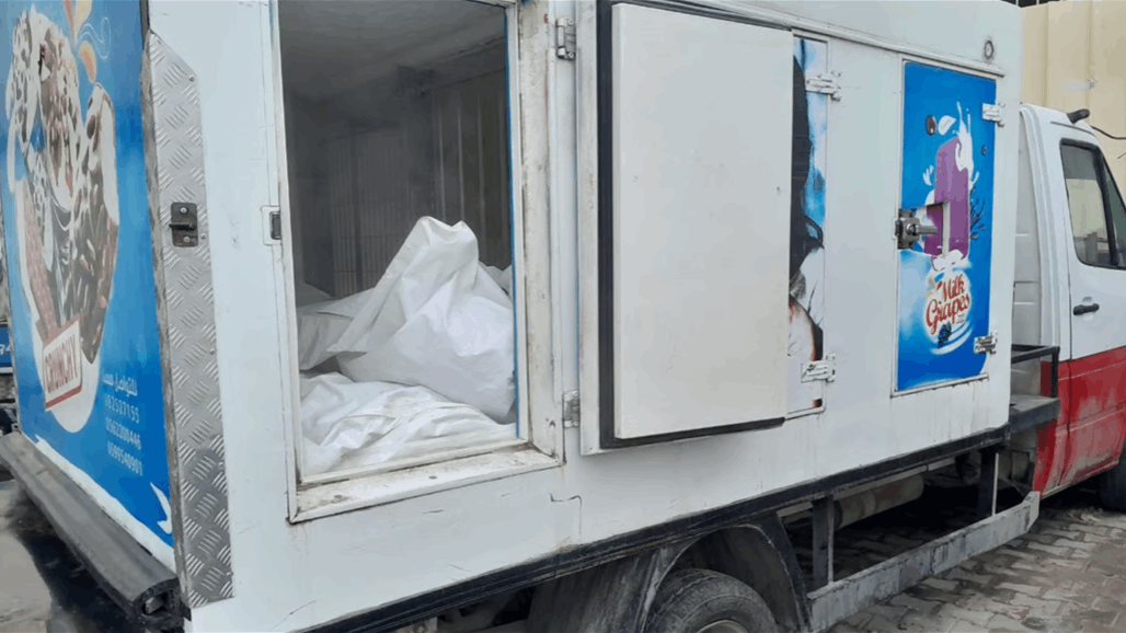 ثلاجات "الآيس كريم" تحافظ على مجهولي الهوية في غزة 