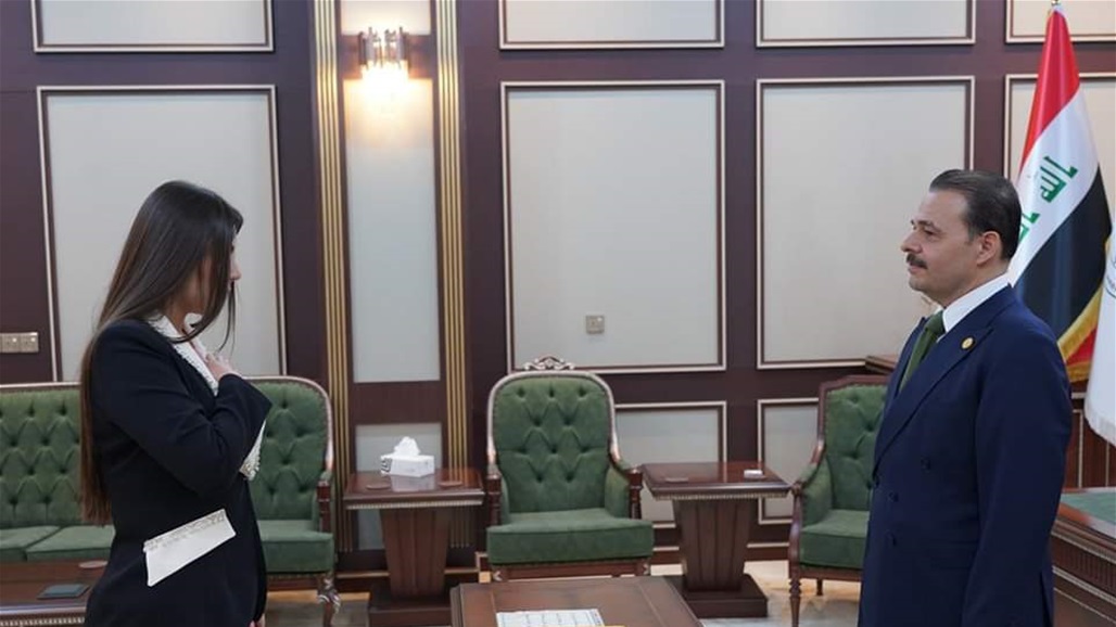أعضاء مجلس محافظة نينوى يؤدون اليمين القانونية