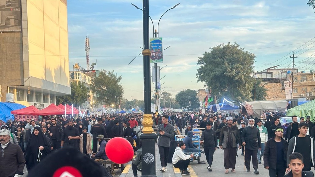 عدسة السومرية تواكب مسير الزائرين نحو الكاظمية (صور)