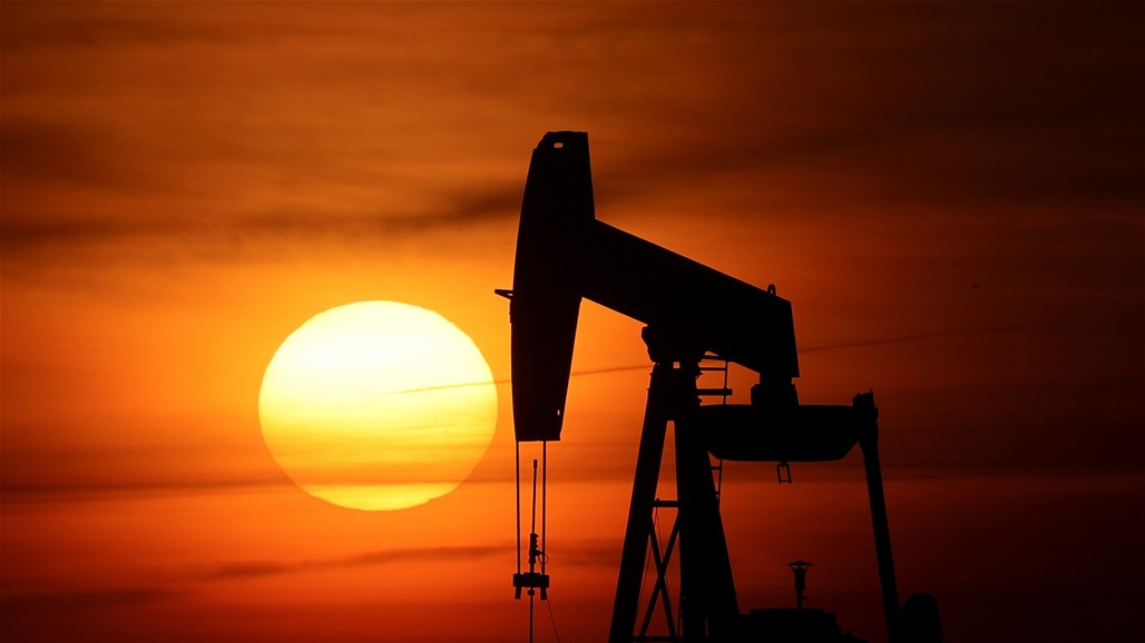 الكويت تمدد خفض انتاج النفط الطوعي حتى منتصف العام الجاري