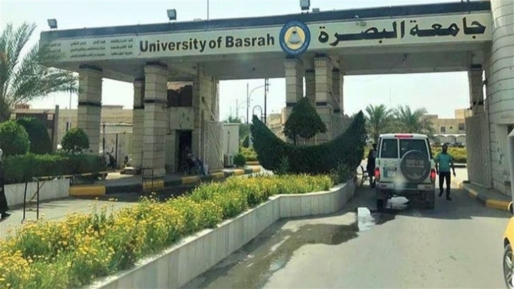 ضجة في العراق.. مشاهد فاضحة لعميد كلية في البصرة مع إحدى طالباته (صور)