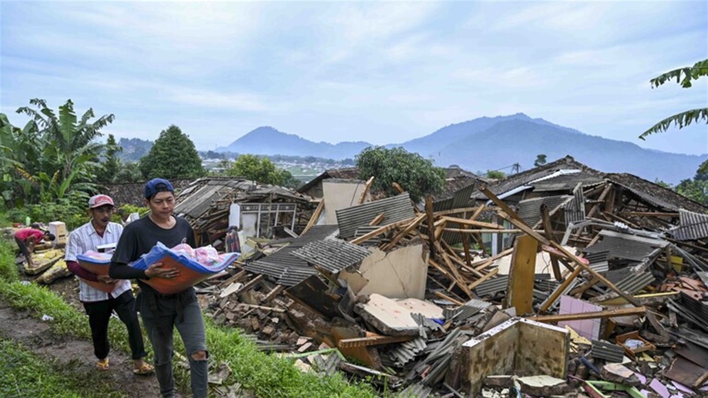 زلزال قوته 6.1 درجة يهز إندونيسيا