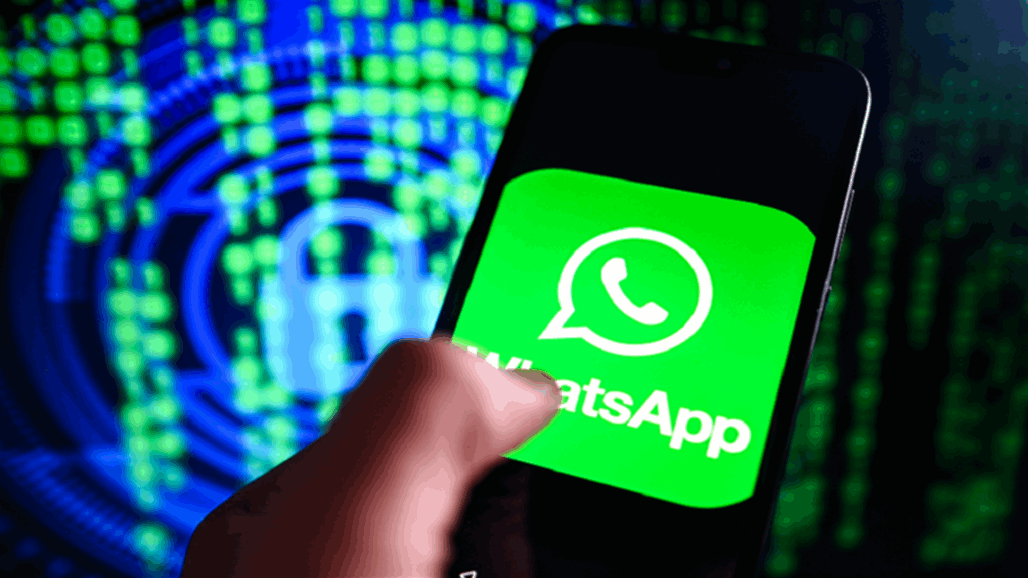 واتس آب يثير غضب المستخدمين بعد تفعيل "اللون الأخضر"