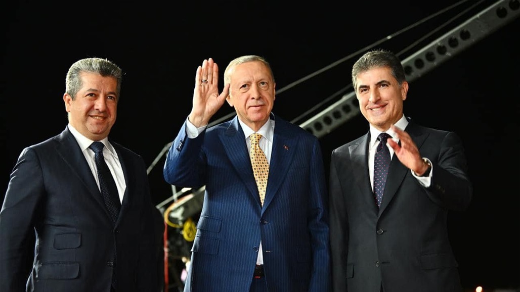 محطته الثانية.. طائرة أردوغان تحط في أربيل 