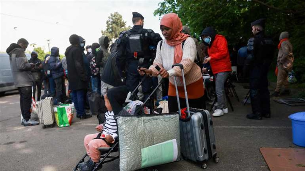 &quot;تطهير اجتماعي&quot;.. الشرطة الفرنسية تطرد المهاجرين قبيل أولمبياد باريس