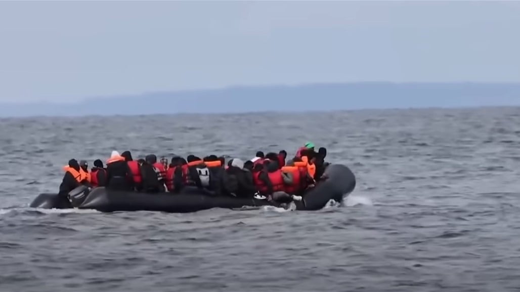 الناس داسوا على بعضهم.. حادثة جديدة على متن قارب هجرة وعراقية &quot;هاربة&quot; تروي التفاصيل
