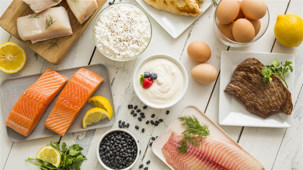 ما التوقيت الأمثل لتناول الكالسيوم.. الفطور أم العشاء؟