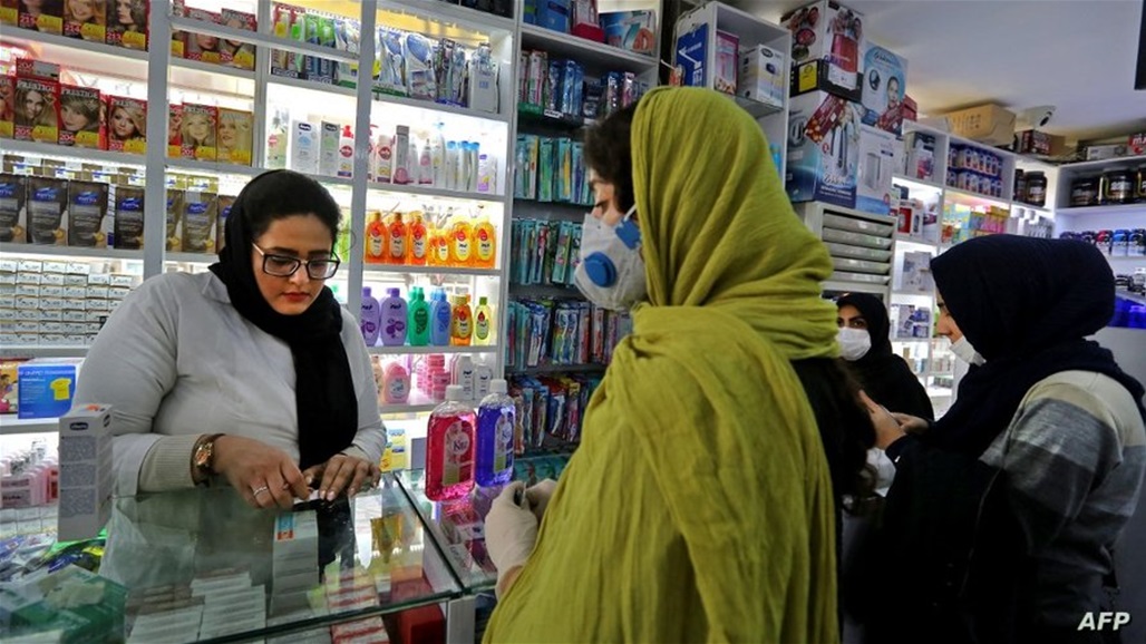 "الدواء مقابل الحجاب".. السلطات تقايض الإيرانيات