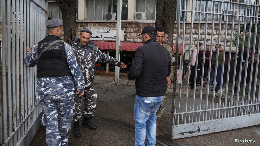 العراق يعلن الافراج عن 11 عراقيًا معتقلًا بلبنان.. وتنسيق مع السعودية لـ&quot;فك أسرهم&quot; نهائيًا
