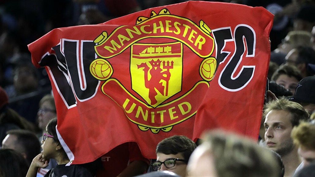 يونايتد يبدأ تحركات رسمية نحو مدير فني جديد