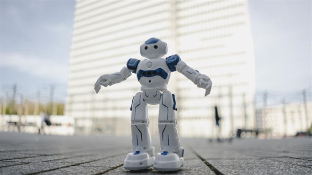 "ليست مزحة".. روبوت ينتحر بسبب ساعات العمل الطويلة