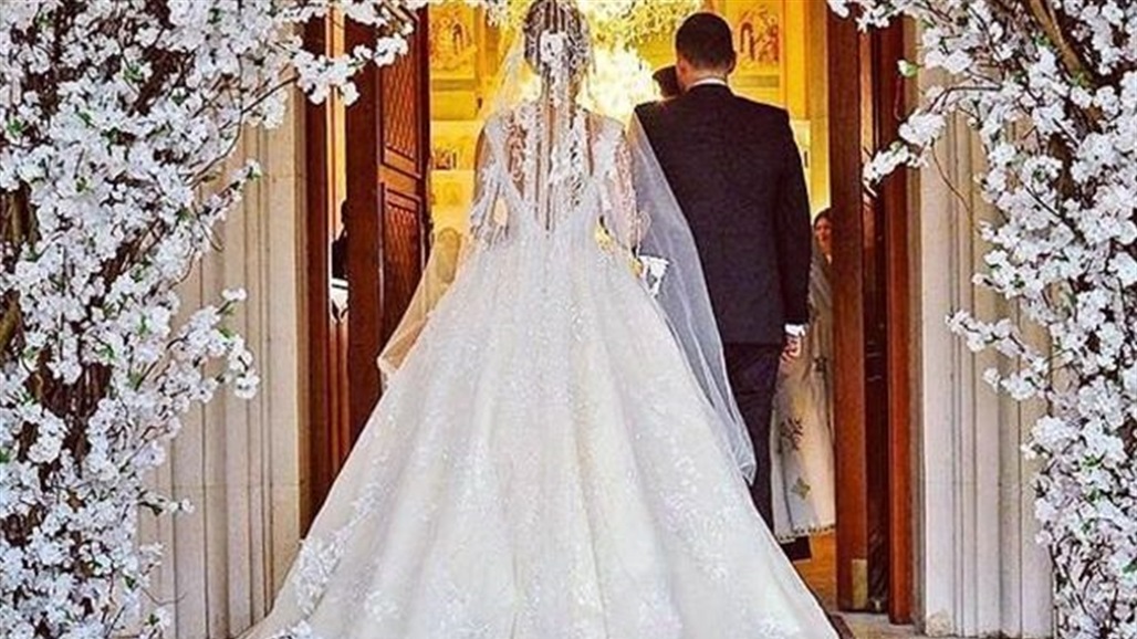 بعمر الـ77 عاماً.. عروسة تقرر دخول القفص الذهبي وهذا عمر زوجها