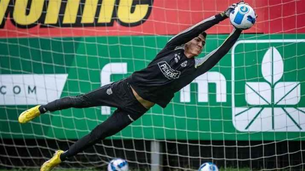 "سقط في الحمام".. وفاة حارس مرمى برشلونة