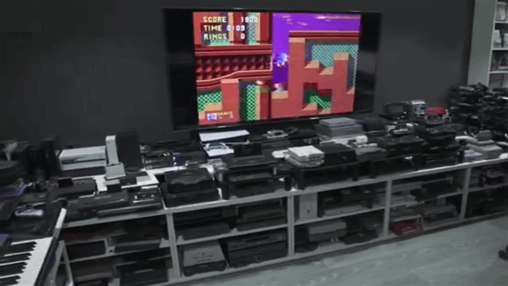 دخل موسوعة "غينيس" بعد ربطه 444 جهاز ألعاب على شاشة واحدة