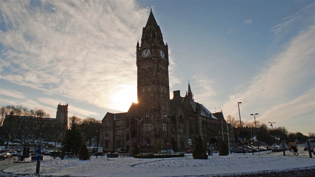 "كابوس على أرض الواقع".. دمية طفل ضخم تثير الهلع