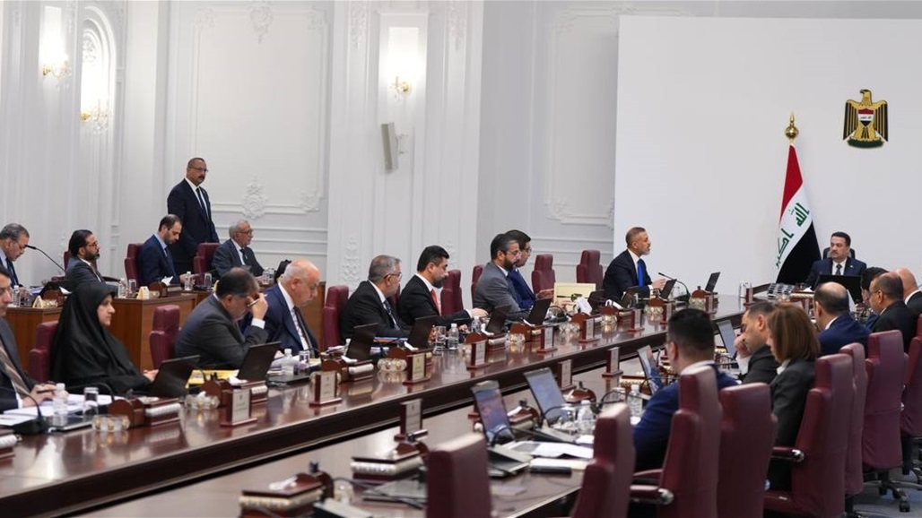 قرارات مجلس الوزراء بينها يخص "الاستقطاع الطوعي" والمطارات العراقية