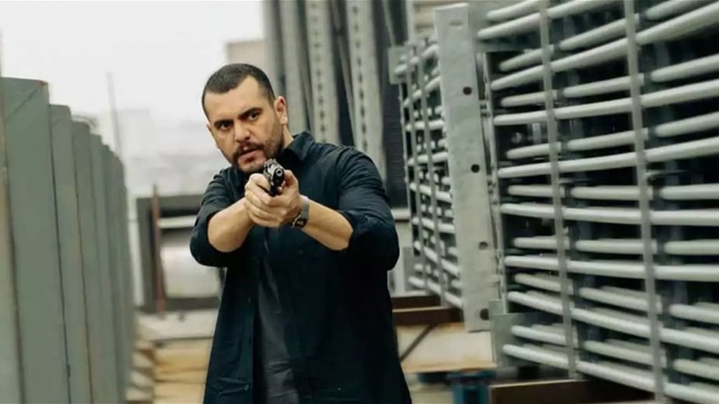 ممثل سوري يعلن سرقة منزله وسيارته.. ما علاقة "الثورة"؟