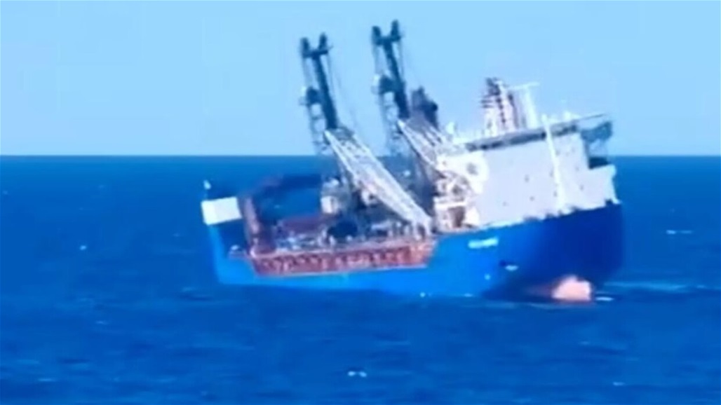 تفاصيل تخص السفينة الروسية الغارقة: تعرضت لهجوم