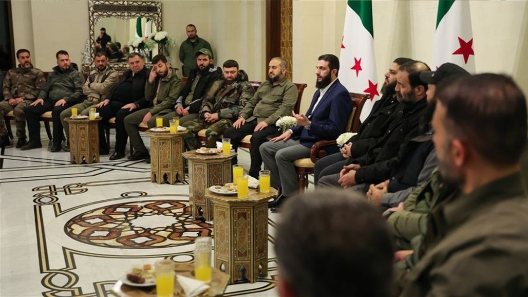 الشرع يعين مواطنا "أجنبيا" عميدا في قيادة الجيش السوري