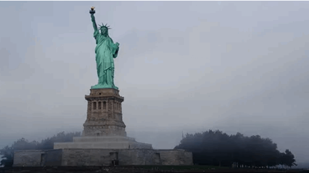 يغطي أميركا وكندا.. ضباب برائحة "غامضة" يثير تكهنات