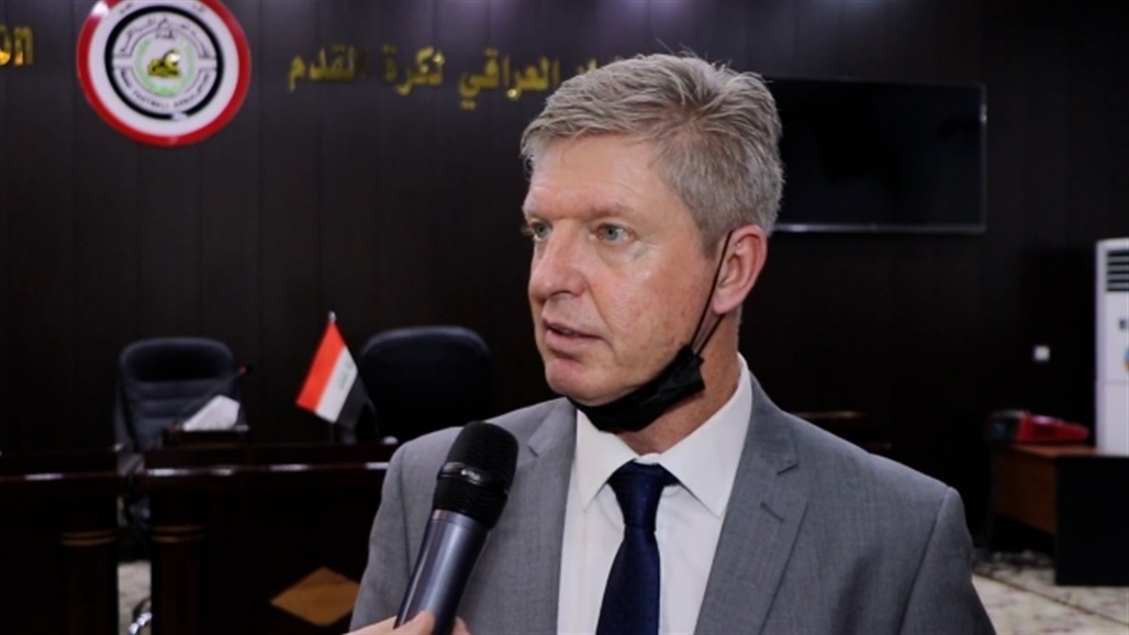 الإنجليزي جون ويتل يحدد مشكلة الاتحاد العراقي لكرة القدم.. ماذا قال؟