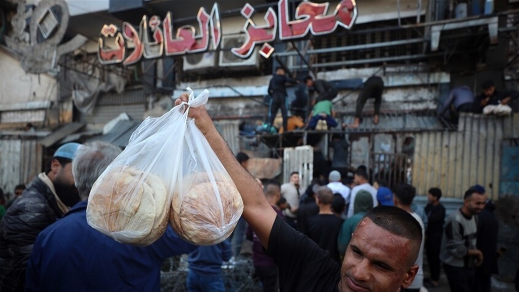 غزة بلا طعام حتى اشعار اخر.. اغلاق وقصف ودمار ومجاعة يحاصرون القطاع 
