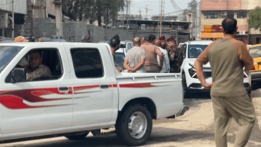 اعتداء منتسبين بالدفاع على مواطن وأمه المسنّة.. أهالي الكسرة يطالبون بنقل المحكمة العسكرية (فيديو)