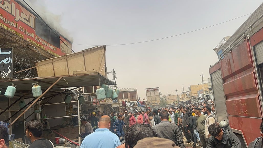 اندلاع حريق كبير في الحي الصناعي بين النجف والكوفة (صور وفيديو)