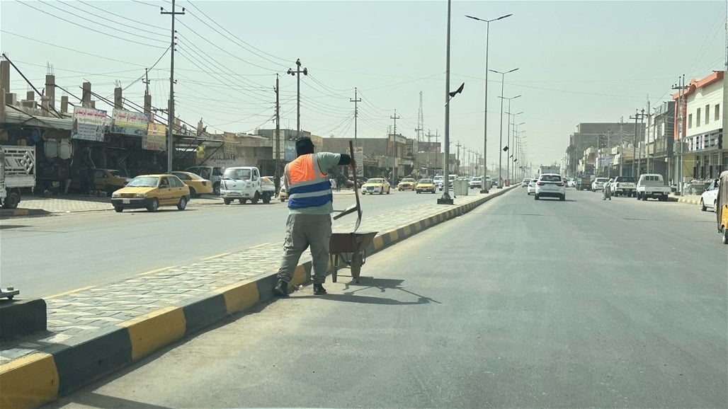 خارج نطاق العطلة رغم كونهم &quot;حكوميين&quot;.. عمال البلدية يمارسون عيدهم بالعمل (صور)