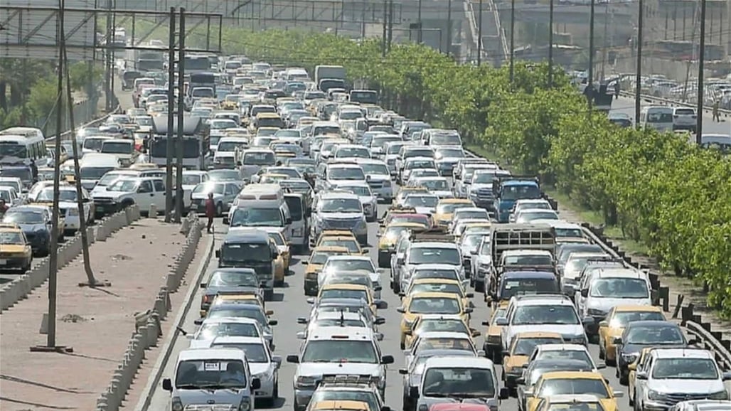 شوارع متوقفة تماما واغلاق جسر حيوي.. ماذا يحصل في بغداد صباح اليوم؟