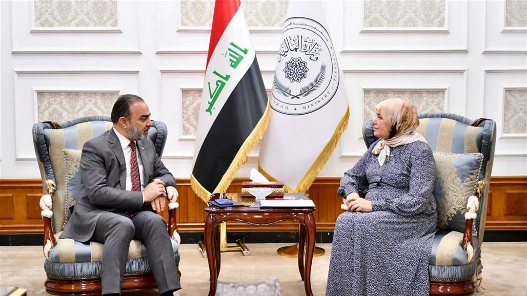 سامي وأبو رغيف يناقشان تعزيز التعاون المشترك في المجالات الإدارية والفنية