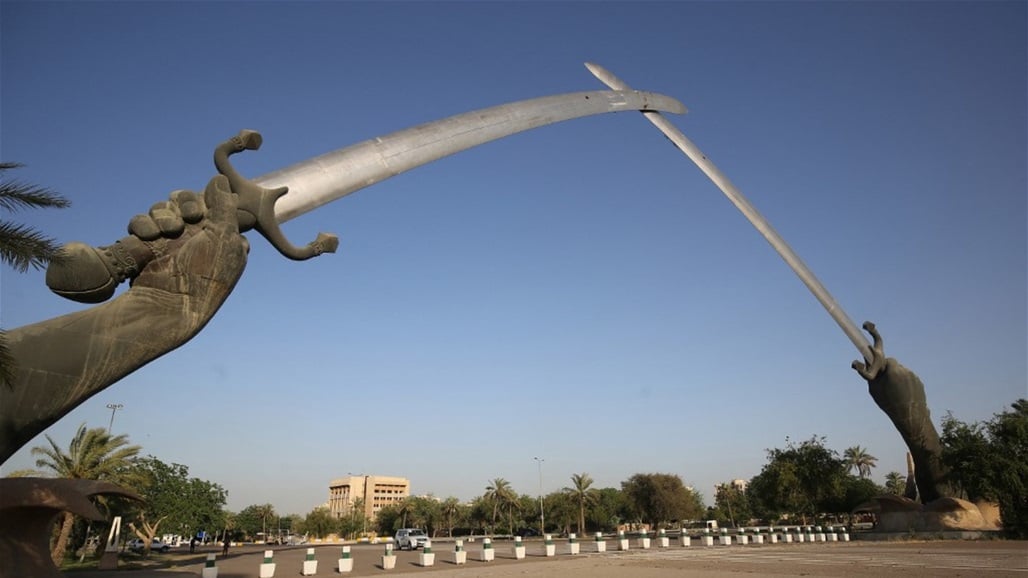 بالصور.. ساحة الاحتفالات في حلة جديدة