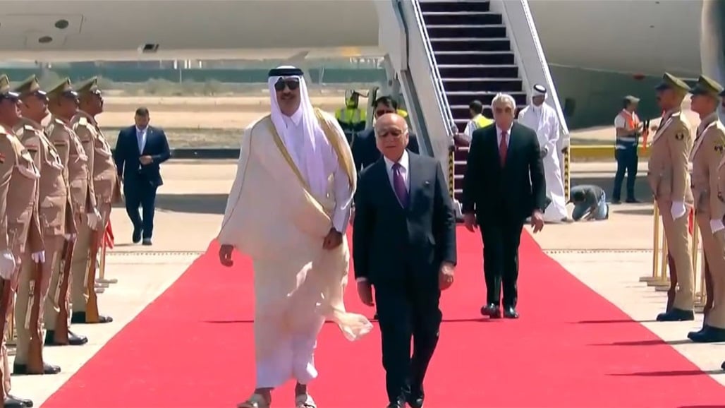أمير قطر يصل بغداد للمشاركة بالقمة العربية