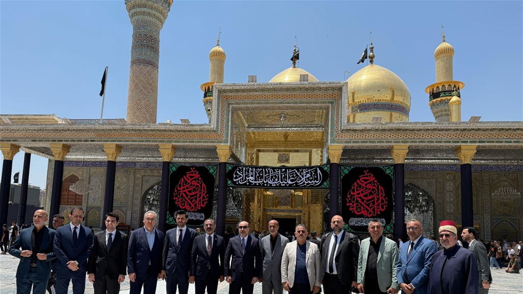 بالصور.. امين بغداد برفقة وفد تركي يزور مرقدي الإمامين الكاظمين (ع) وجامع ابي حنيفة