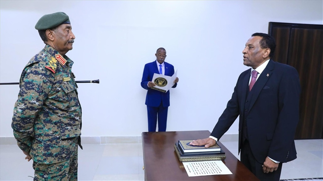 تعيين كامل إدريس رئيساً للوزراء في السودان وسط أزمات سياسية متصاعدة