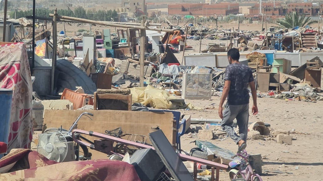 بالصور.. سوق الجمعة يودع زبائنه